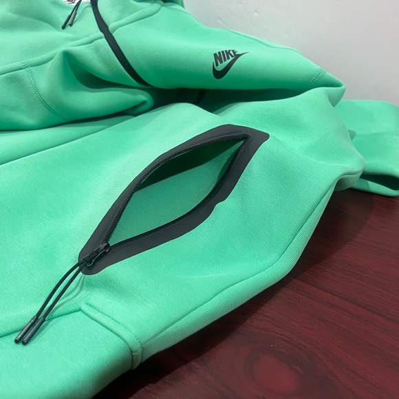 Nike, Tech Fleece, FB7921 363, Green - Picture 7 of 13